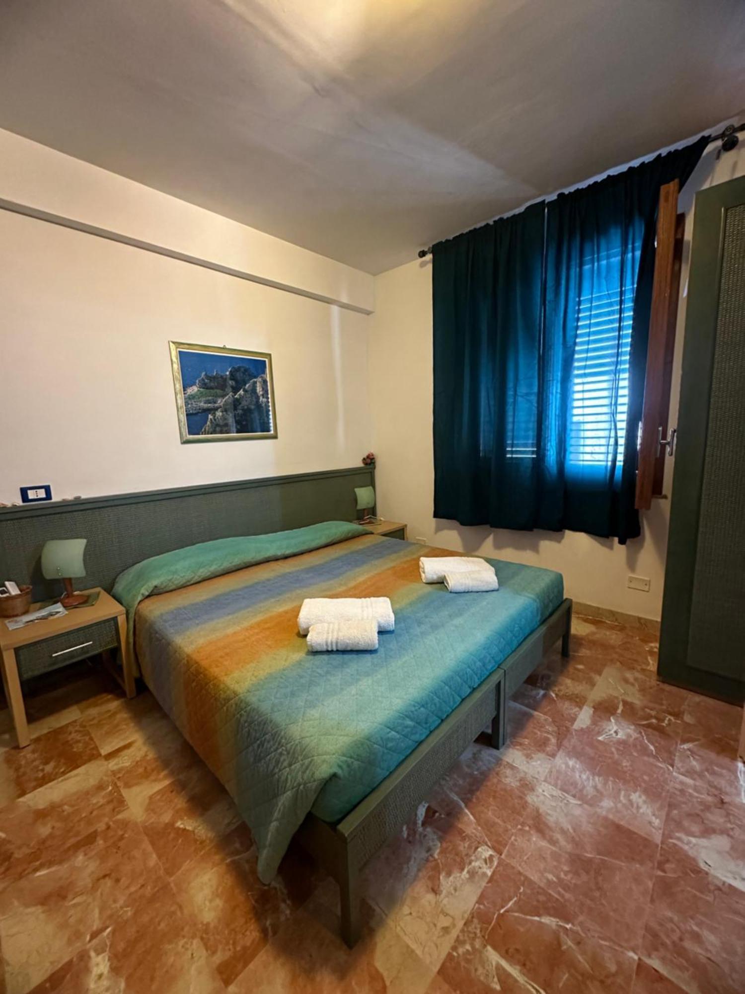 Isoladelmiele Hotel Marettimo Luaran gambar